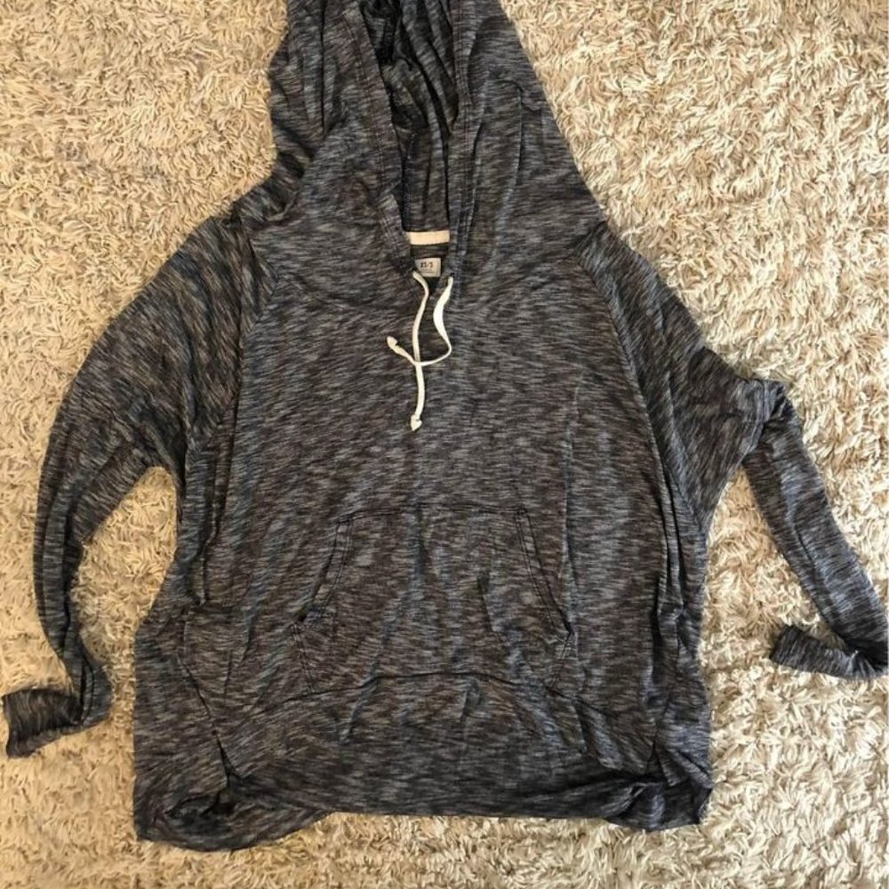 Hollister Lightweight High-Low Hoodie